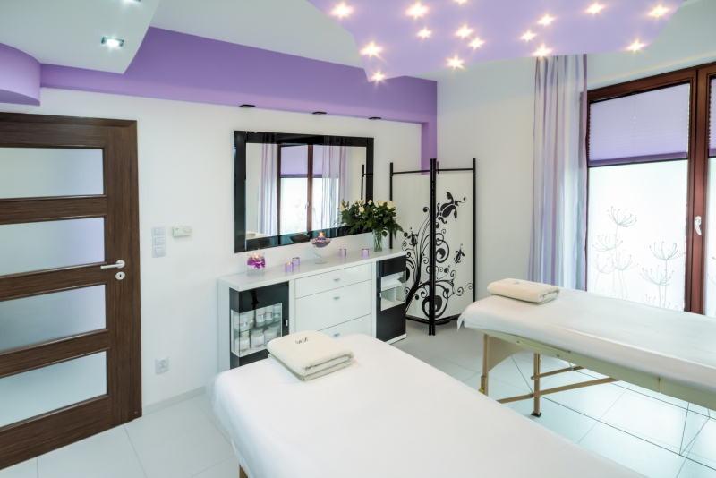 esthetique-LE CANNET DES MAURES-min_reception-5078879